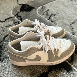Nike White and Gray Low-Top Sneakers